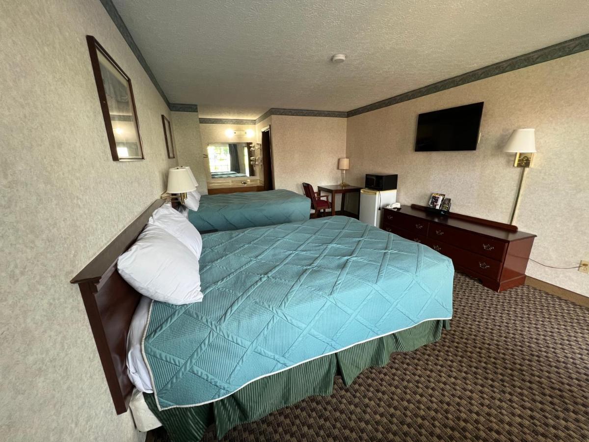 Americas Inn Bardstown Buitenkant foto
