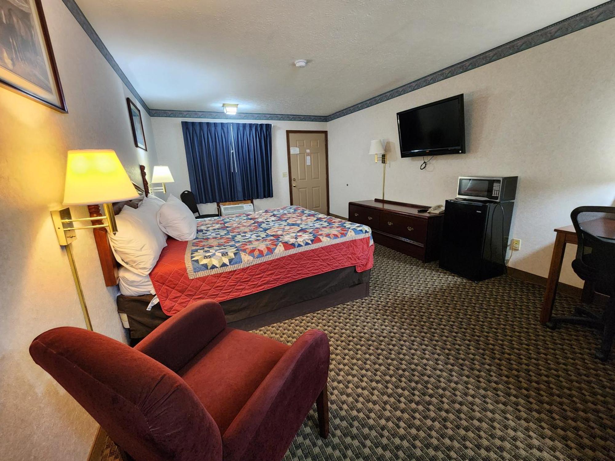 Americas Inn Bardstown Buitenkant foto