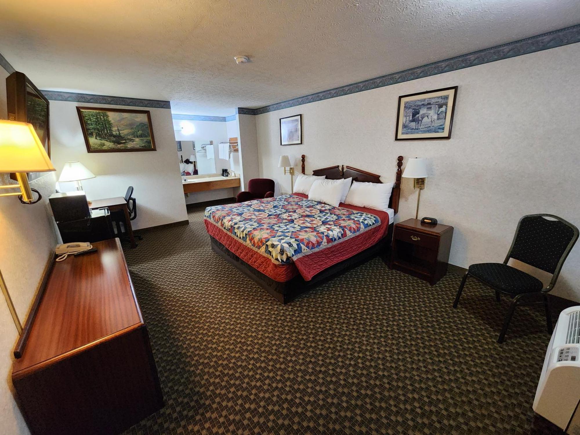 Americas Inn Bardstown Buitenkant foto