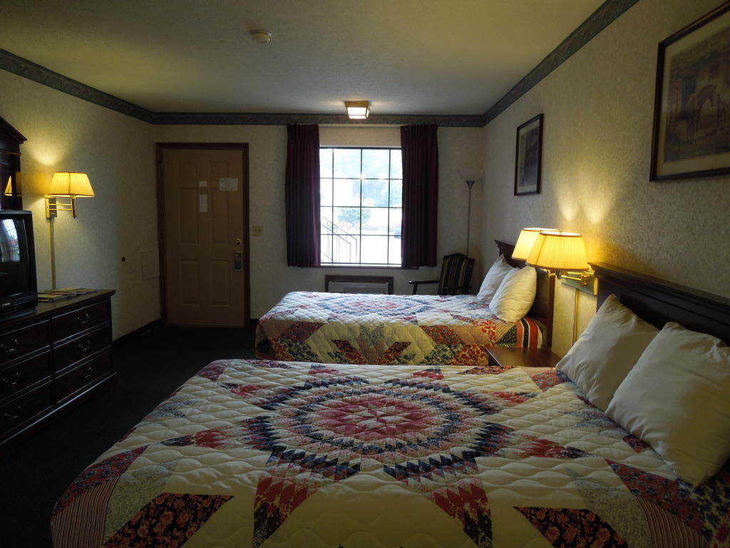 Americas Inn Bardstown Kamer foto